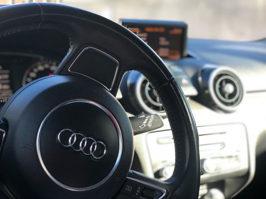 Audi a1 1.6 tdi 2010