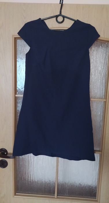 Elegancka sukienka Tivano, rozm. 32