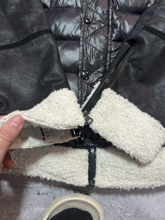 Куртка Moncler Пухова