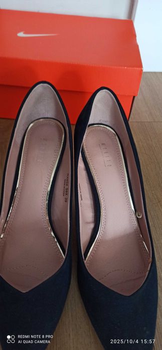 Czółenka granatowe rozm.40