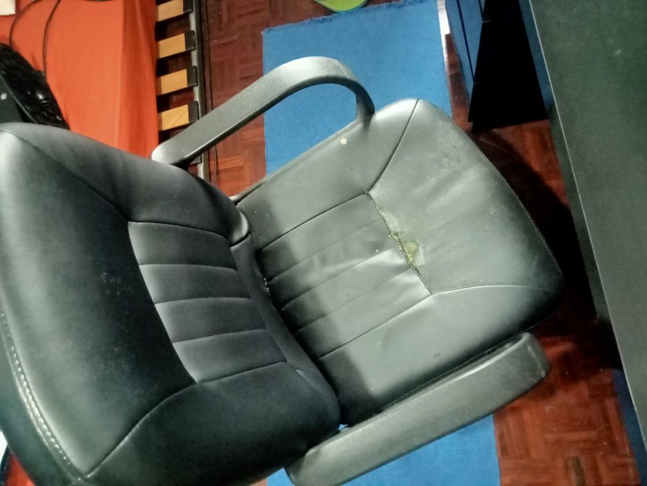 Secretaria preto lacado com gavetas