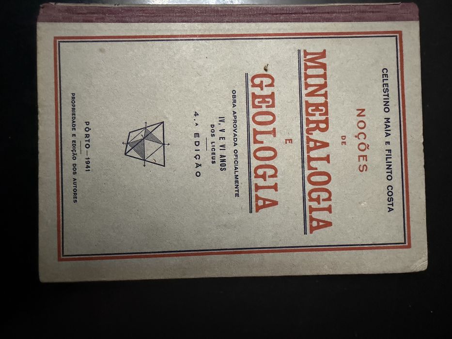 Livros escolares antigos