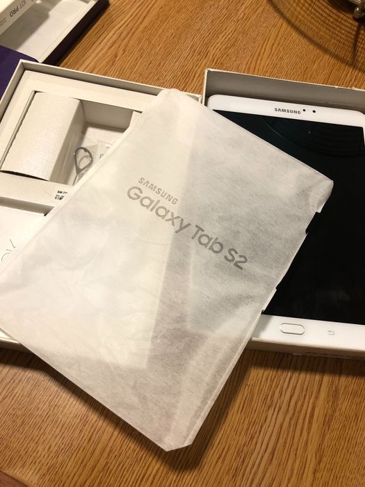 Samsung Galaxy Tab S2 + Pen + Original Case64584765156739124