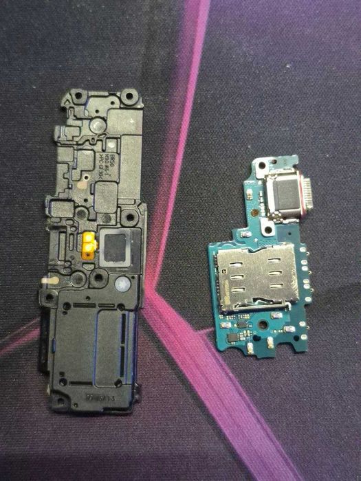 Деталі частини Samsung S21 FE