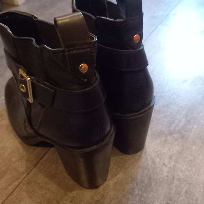 Botki skórzane czarne 41 jak nowe Garvela Kurt geiger