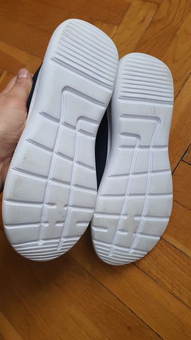 Buty sportowe Martens r.37