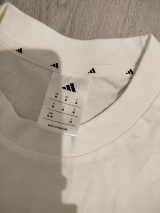 T-shirt adidas M