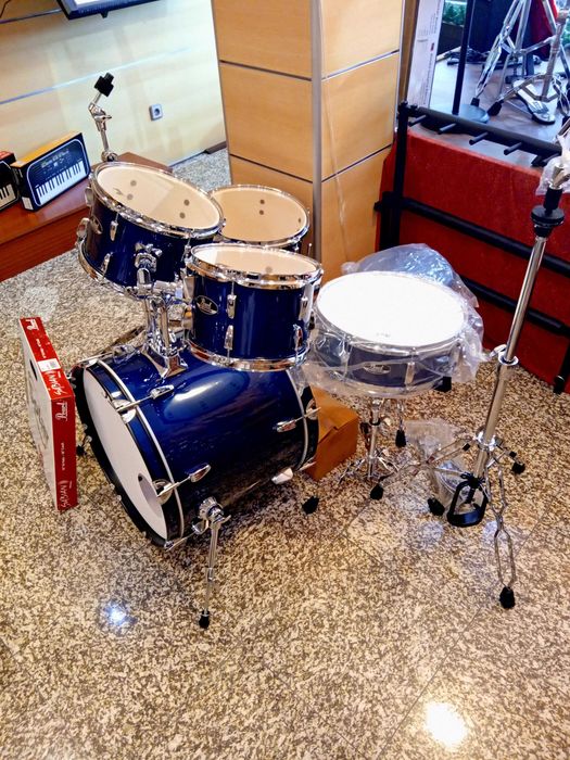 Bateria Pearl Roadshow Set RS505C/C743