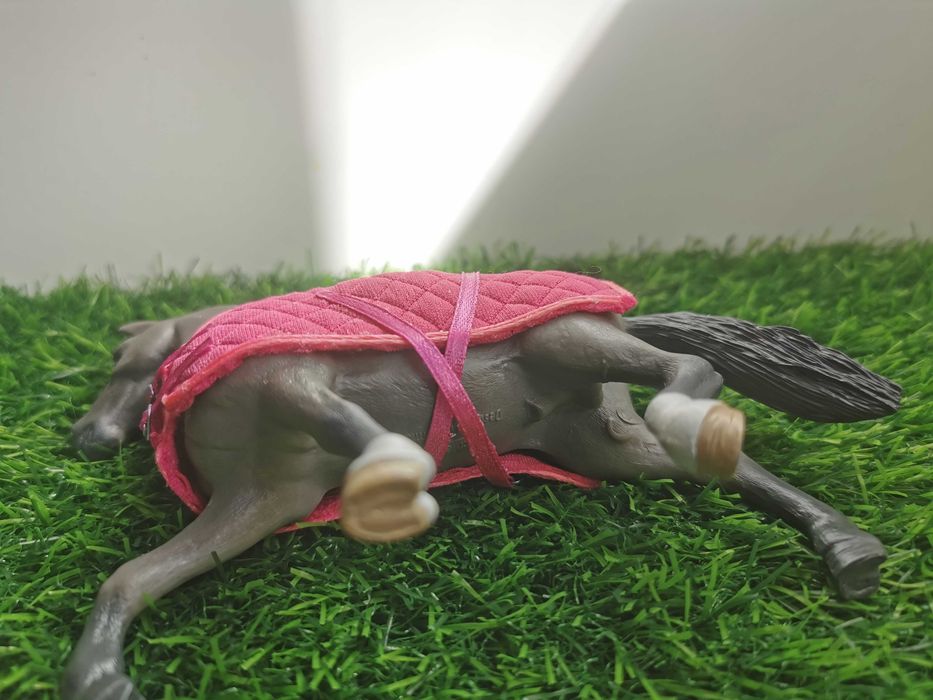 Ręcznie robiony: kantar, derka, owijki dla koni schleich/collecta.