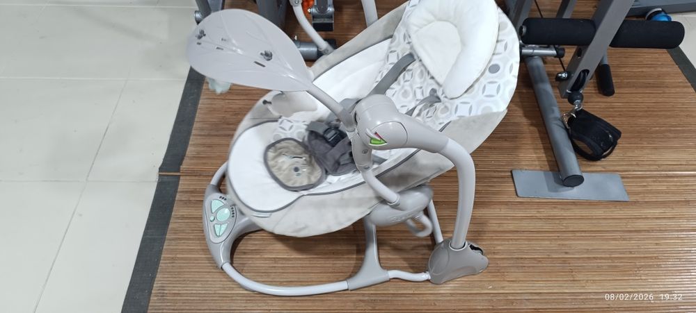 Baloiço de bebê usado