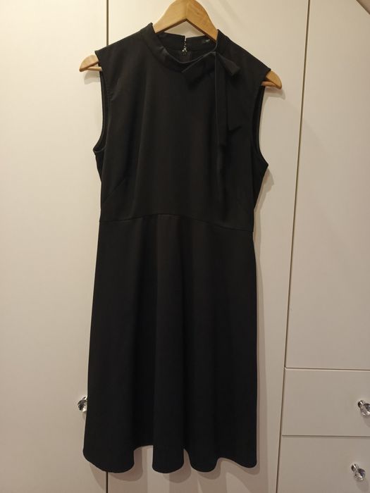 Sukienka czarna Orsay 40
