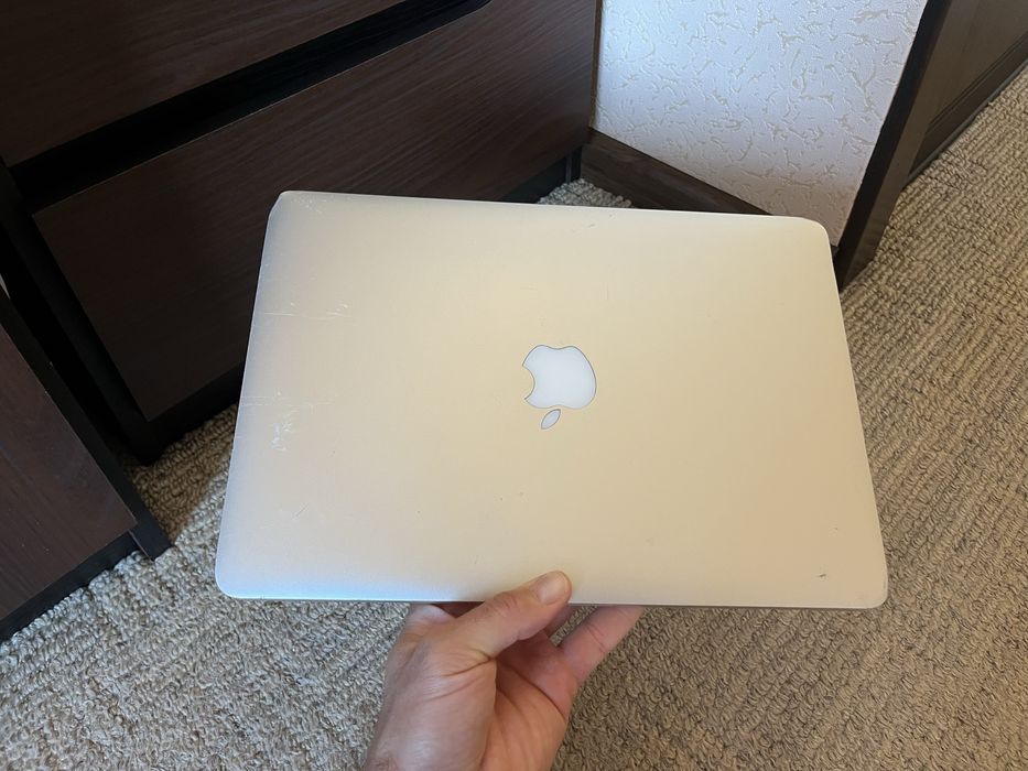 Apple MacBook Pro 13 дюймів 2014 рік