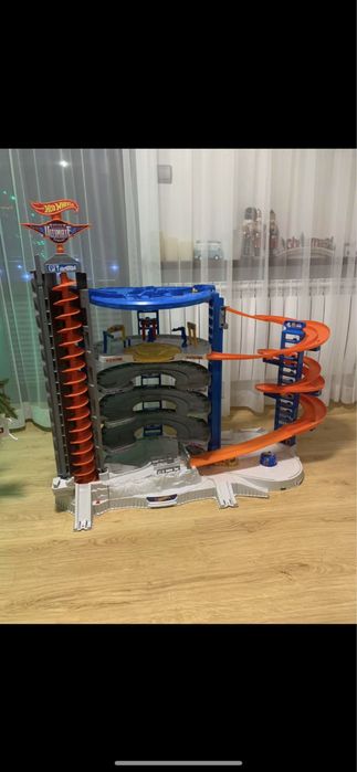 Sprzedam tor hot wheels