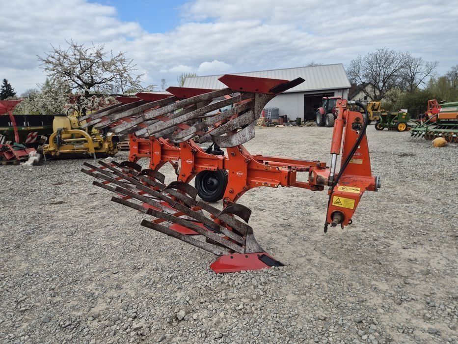 Kuhn Multi Master 110 plug obrotowy 4-Skibowy  3+1 Ażurowy  112