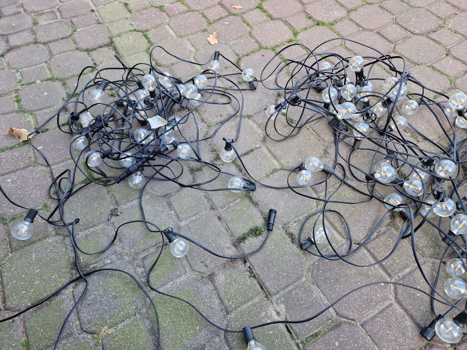Lampki na taras do ogrodu