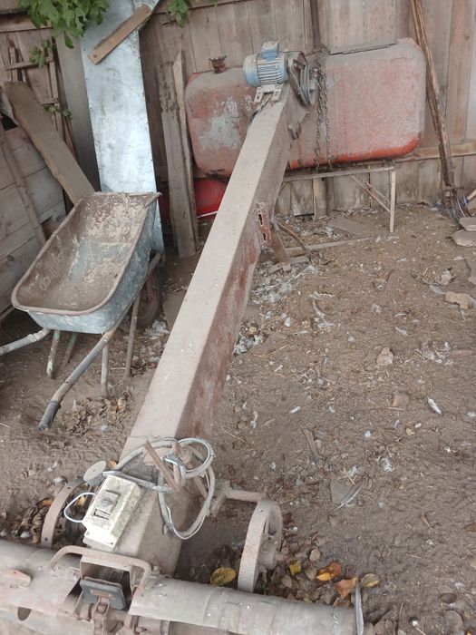 Загрущик зерна трох фазний