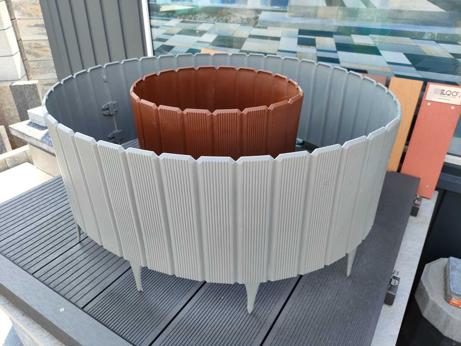 Rabatki kwietniki donice obrzeża ogrodowe trawnikowe plastikowe