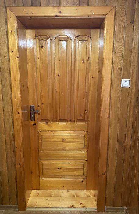 Двері деревʼяні 4 шт