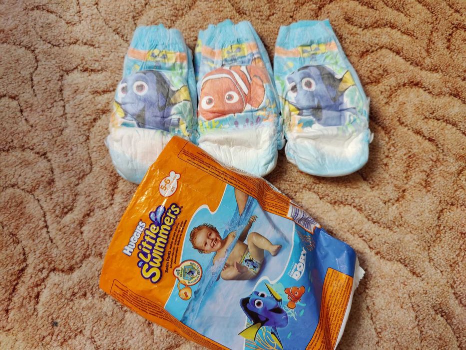 Nowe pampersy do wody / swimpants 5-6 kg