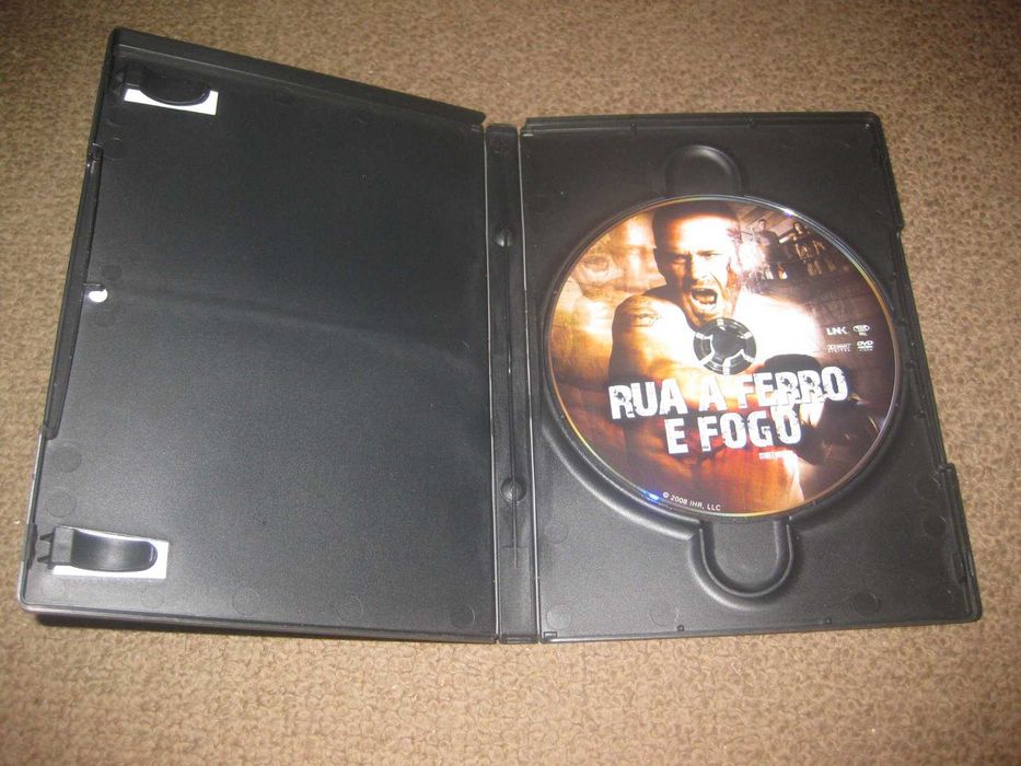 DVD "Rua A Ferro E Fogo" com Reiley McClendon