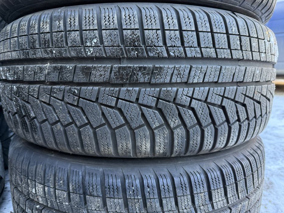 Komplet kół zimowych 5x108 Ford Volvo Peugeot 225/50/17 Hankook