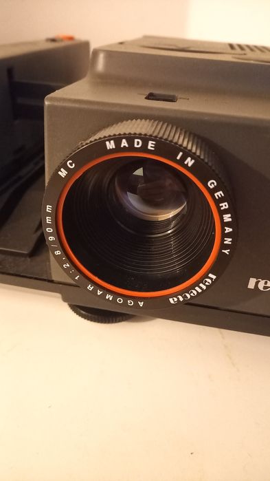 Projector de slides Reflecta