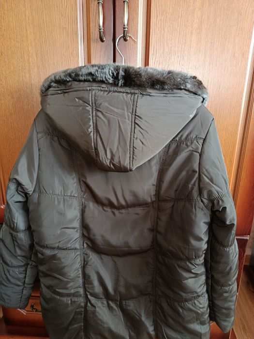 Sprzedam kurtkę zimową r.3 XL, ale wychodzi na 2XL