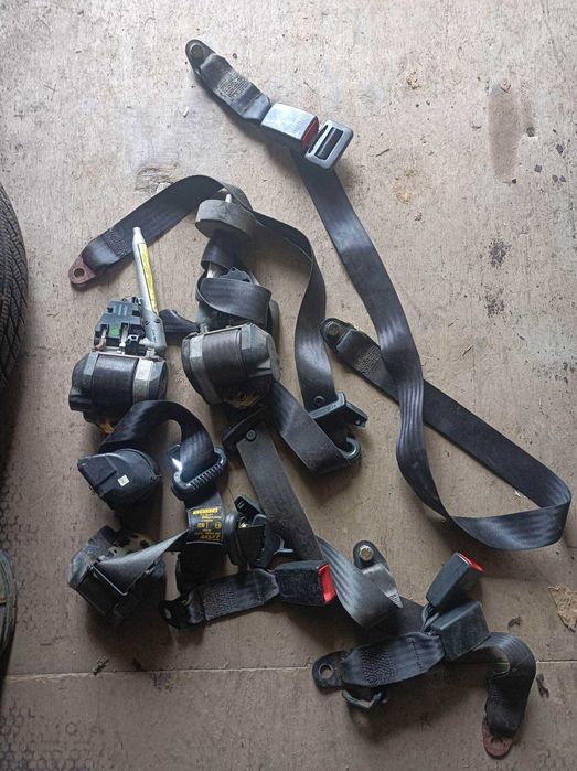 komplet pasy bezpieczeństwa Seicento Cinquecento pasów