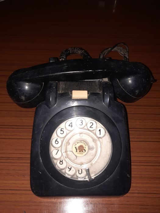 Telefone retrô clássico preto - decoração vintage