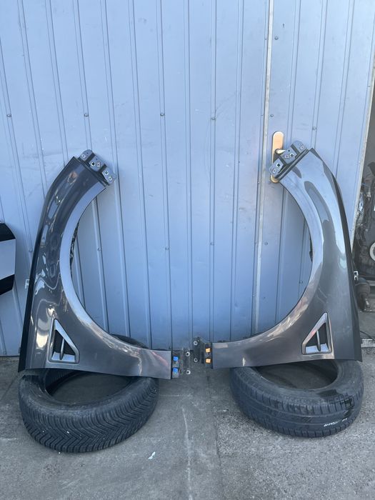 Blotnik lewy Ford S-Max MK2 UF