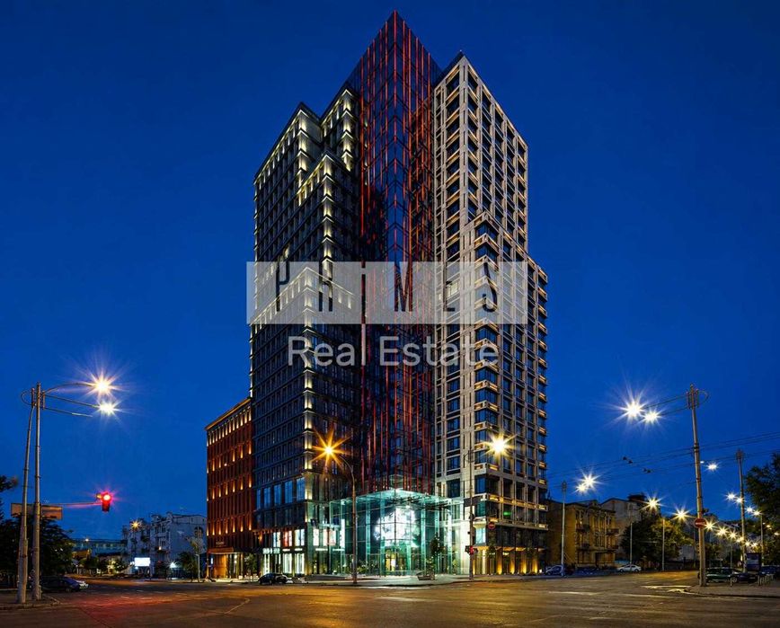 Продаж 4к квартири з паркінгом і коморою, ЖК Chicago, центр, вул. Антоновича, 44