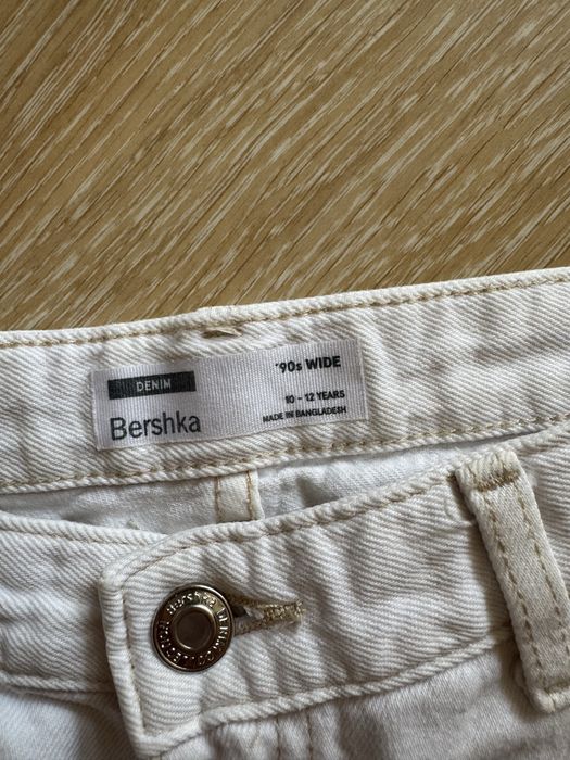 Підліткові джинси Bershka