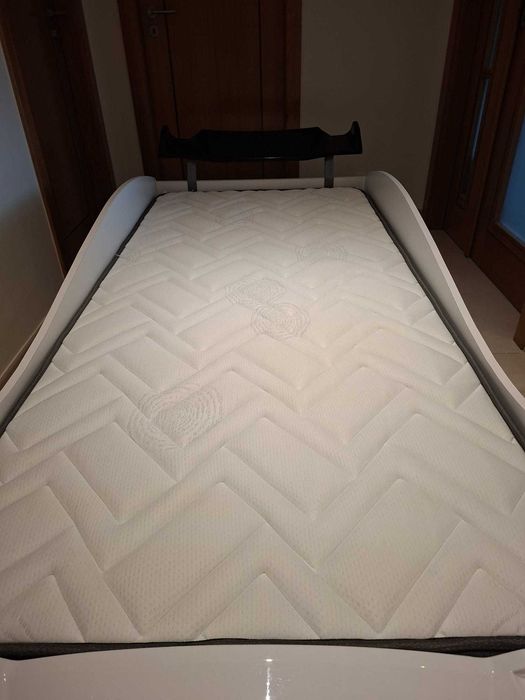 Cama carro infantil