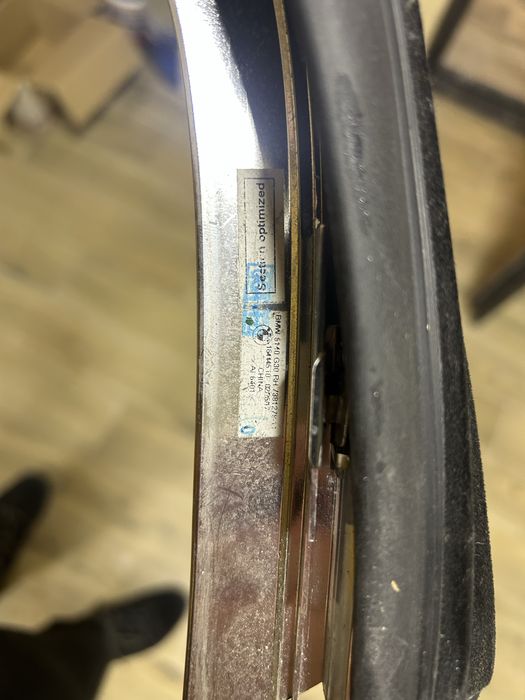 Скло задньої дверки, молдінг дверок, обрамлення скла bmw g30