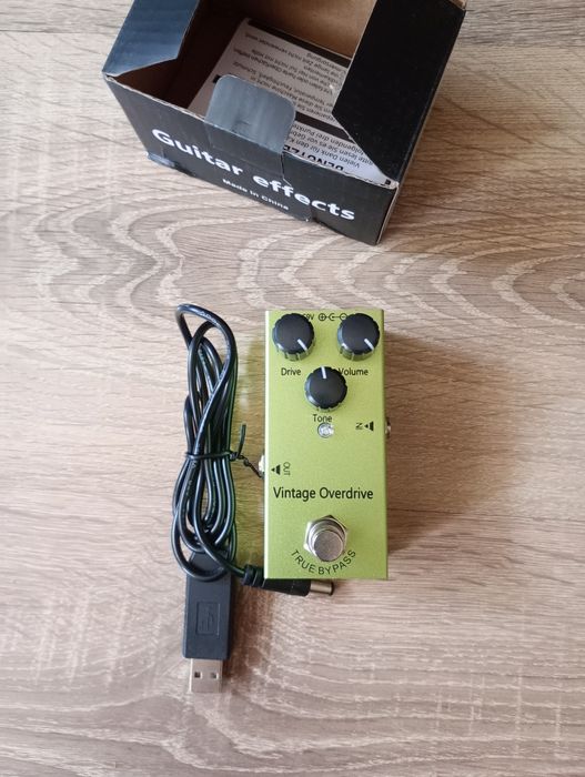 Педаль эффектов для гитары овердрайв
