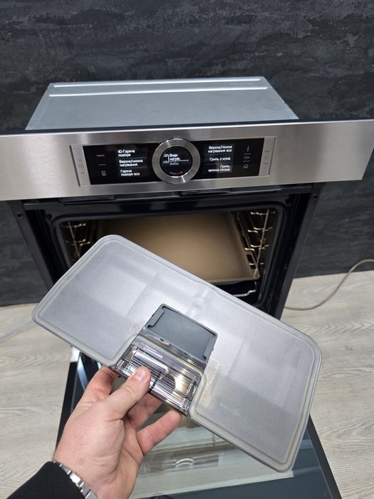 Духова шафа з Пароваркою Bosch 8series Укр.мова