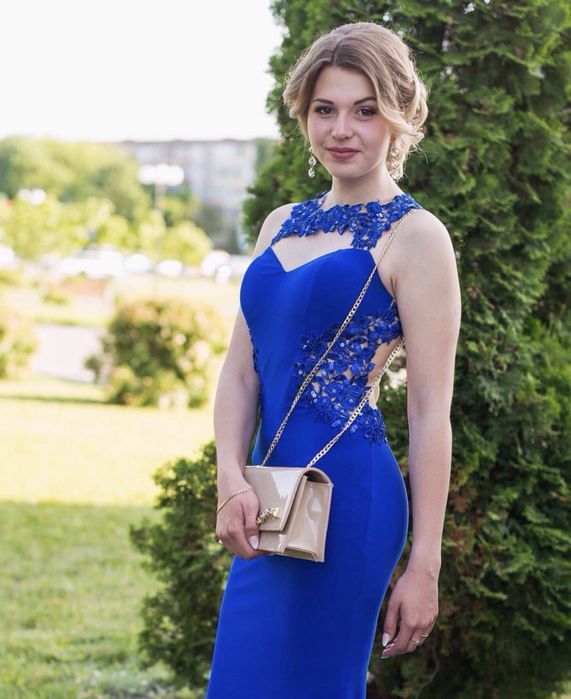 Сукня на випускний вечір