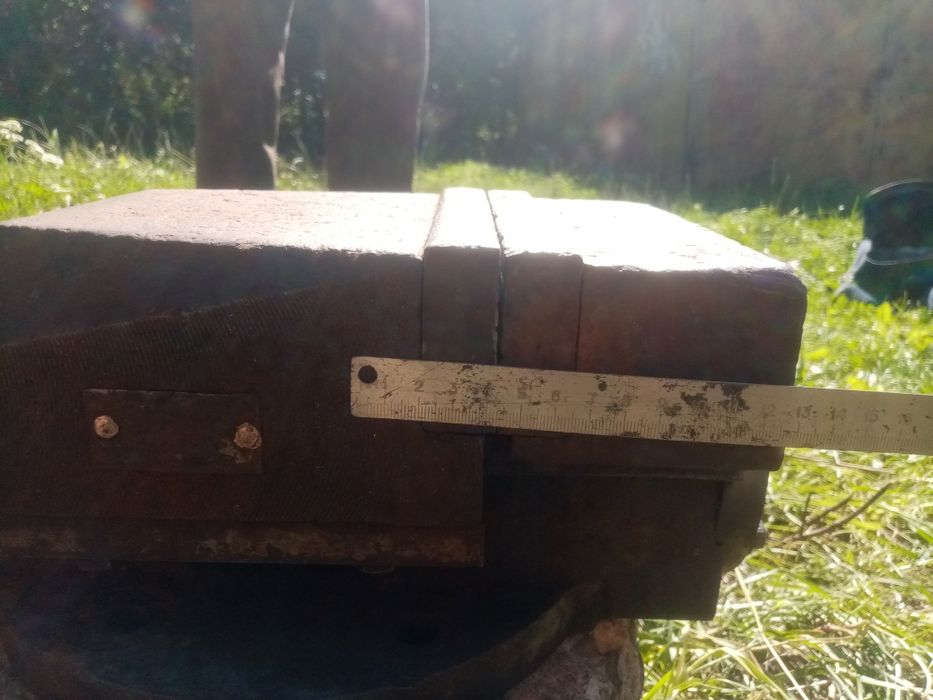 Тиски- лещата професійні, старого виробництва