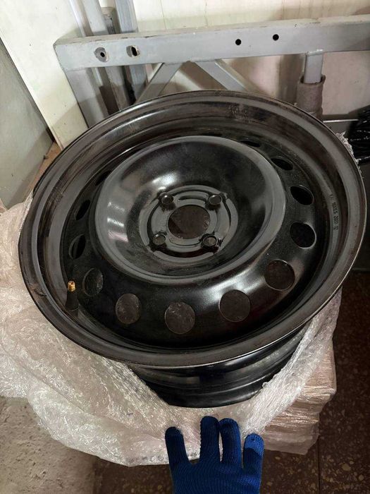 Продам сталеві диски R16 W6.5 pcd 4*100 et 37