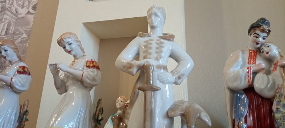 Продам статуетку