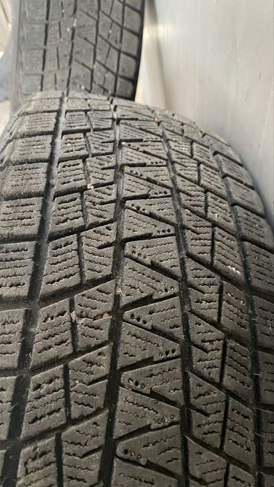 Шини зимові Bridgestone Blizzak dm v1 225 65 r17