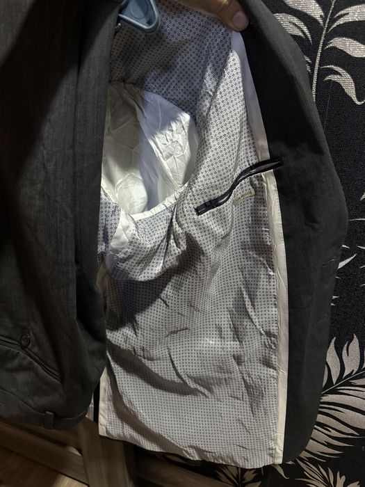 Діловий костюм Zara чоловічий (піджак, брюки)