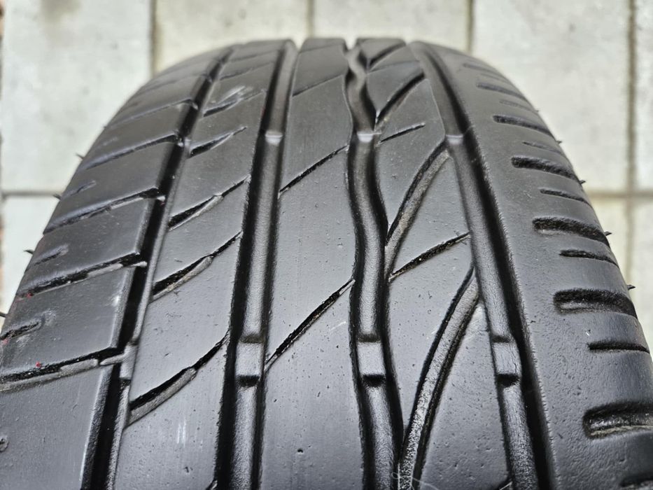 4x 205/60R16 92V Bridgestone Turanza ER300 / 4x 7mm [1483/22]