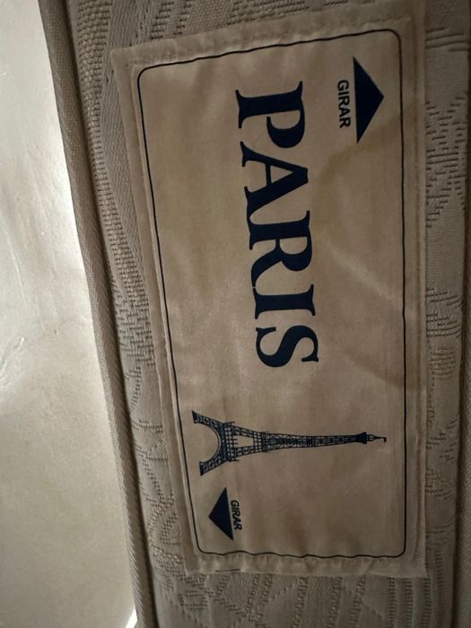 Sofá-cama de 3 lugares com colchão