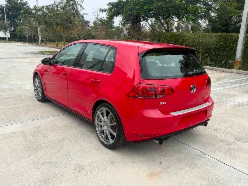 2016 Volkswagen Golf GTI Autobahn