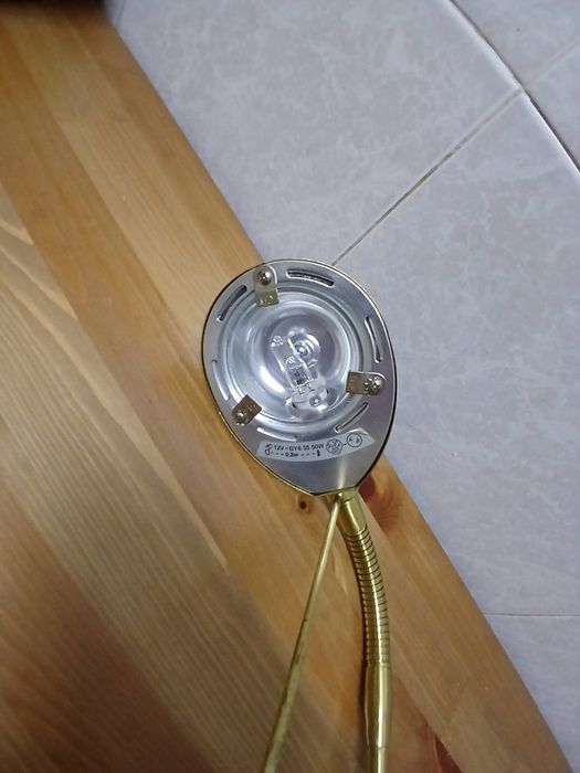 Candeeiro de Mesa / Secretária Articulado em Metal Dourado