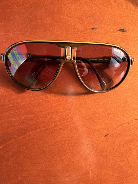 Oculos carrera  em otimo estado