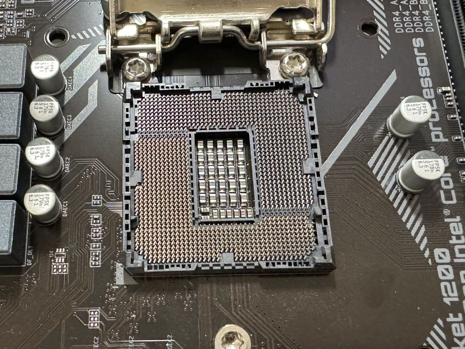 Plyta glowna B560M DS3H V2 ,processor i5-11400F, pamiec RAM