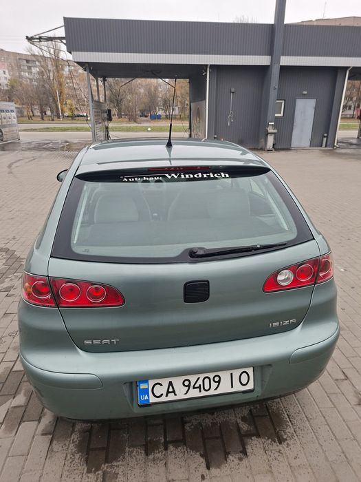 Сеат  Seat ibiza авто