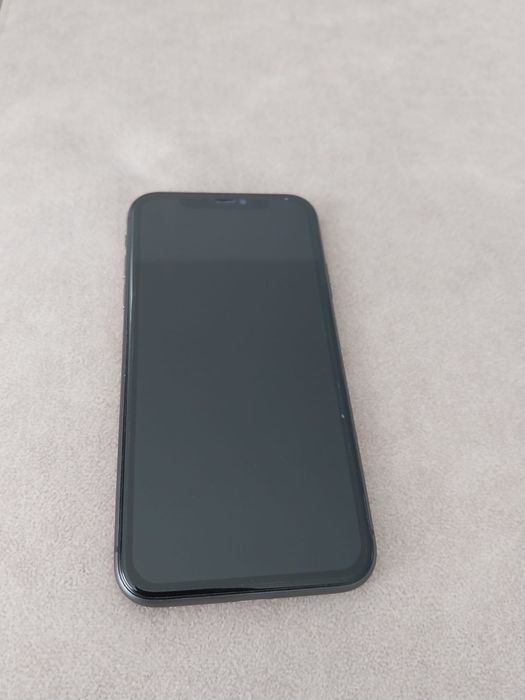 iPhone 11, Black, 128 GB – Like New64585346306563121